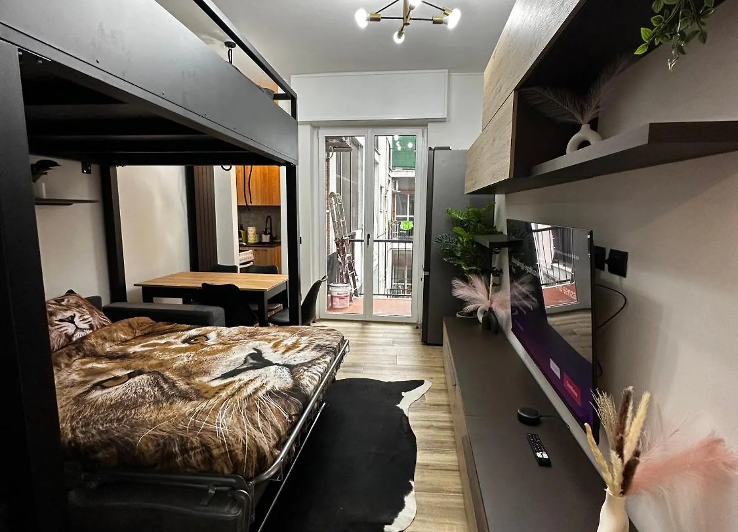 Apartment Splendido Appartamento In Design Milan