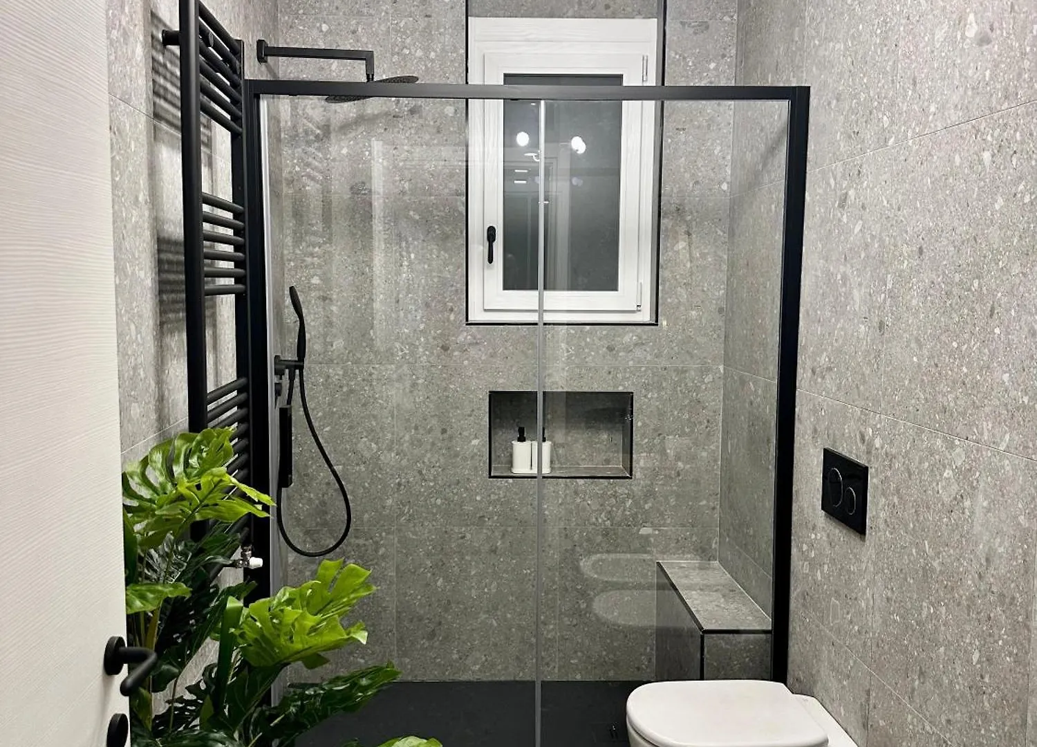 Splendido Appartamento In Design Milan